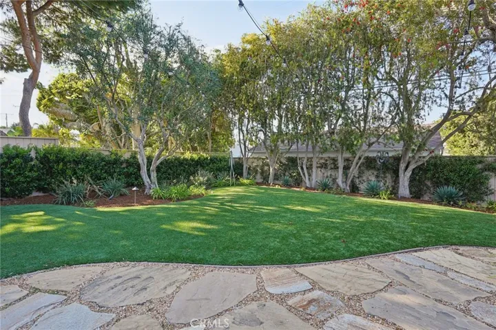 1427 19th Street, Manhattan Beach, California 90266