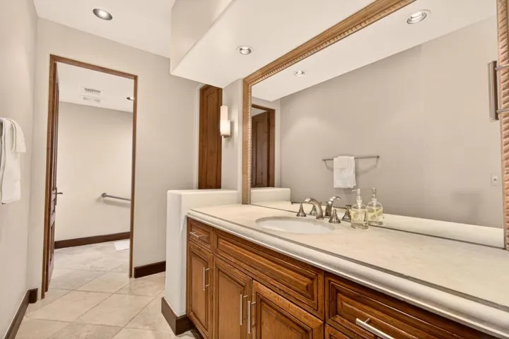 76-web-or-mls-Desert_Arroyo_075