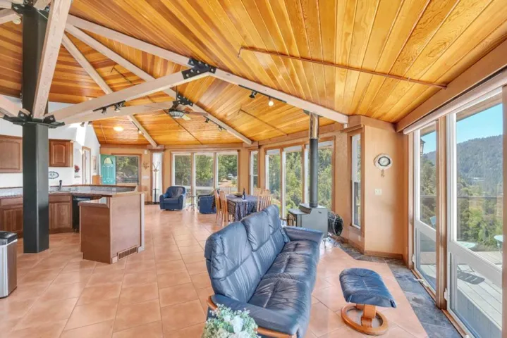 351 Canyon Vista, Los Gatos, California 95033