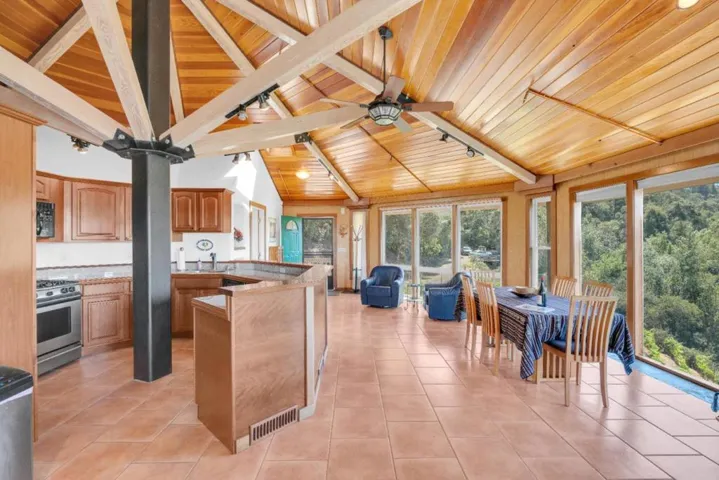 351 Canyon Vista, Los Gatos, California 95033