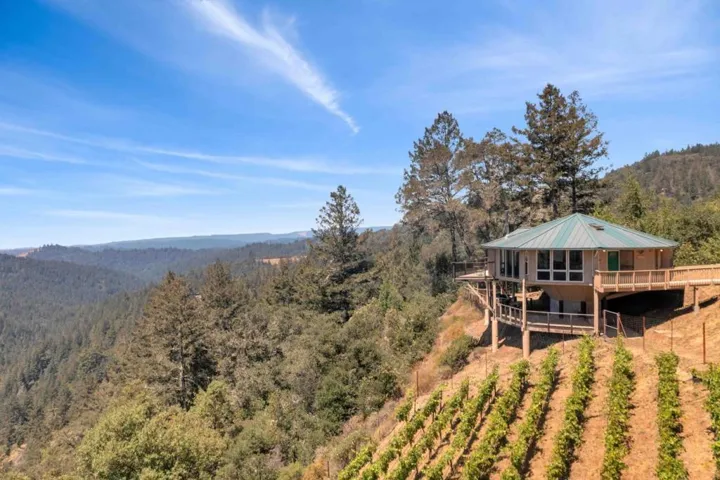351 Canyon Vista, Los Gatos, California 95033