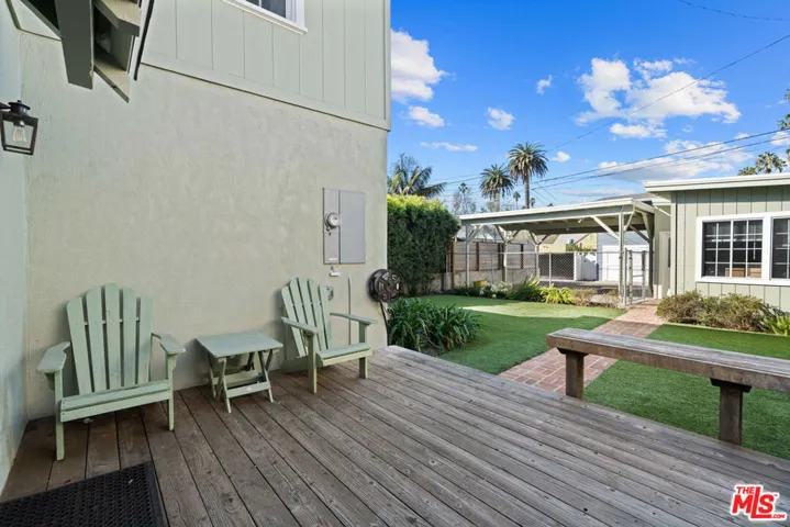 819 S Crestmoore Place, Venice, California 90291