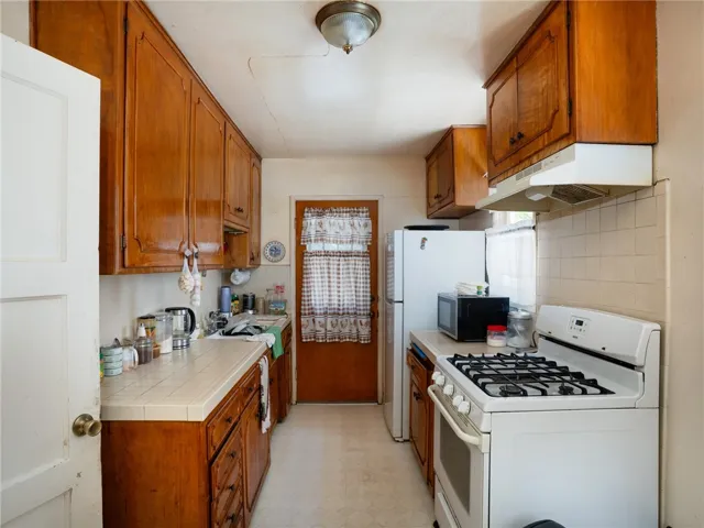 4030 W 138th, Hawthorne, California 90250