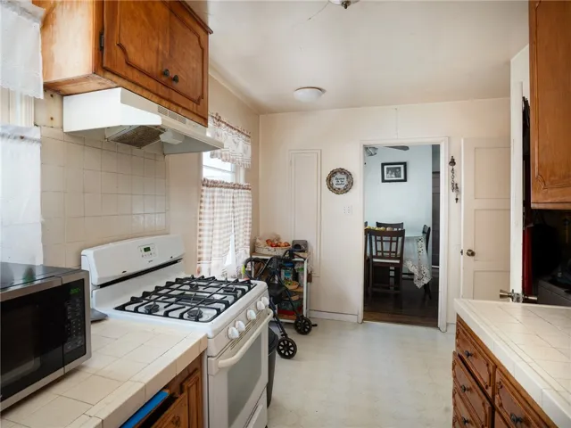 4030 W 138th, Hawthorne, California 90250