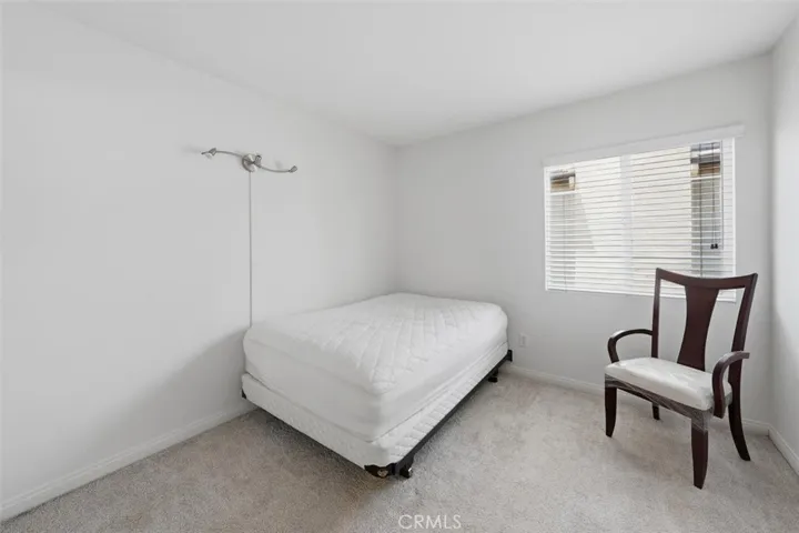 19324 Opal Lane, Saugus, California 91350
