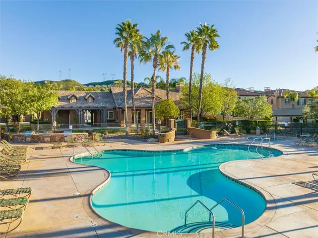 19324 Opal Lane, Saugus, California 91350