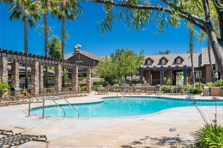 19324 Opal Lane, Saugus, California 91350
