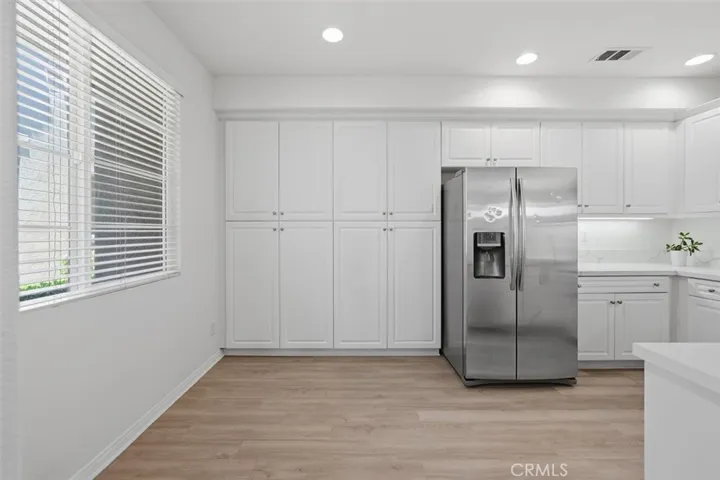 19324 Opal Lane, Saugus, California 91350