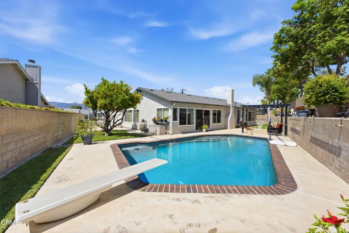 3695 Semple St MLS-27