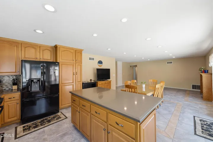 3695 Semple St MLS-15