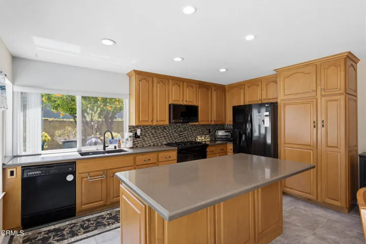3695 Semple St MLS-12