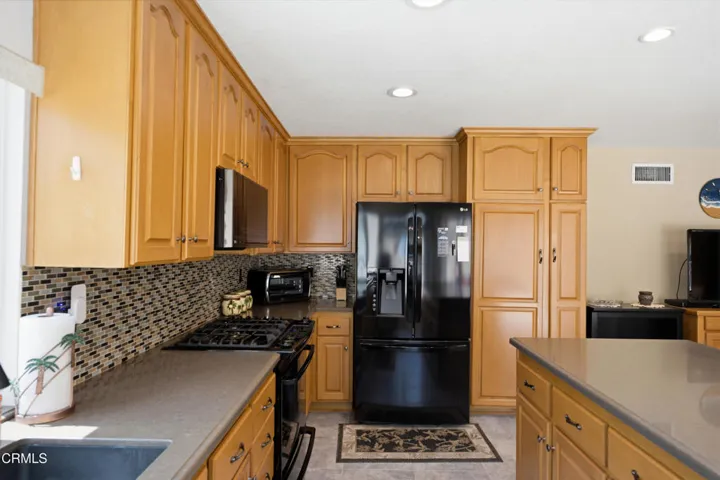 3695 Semple St MLS-14