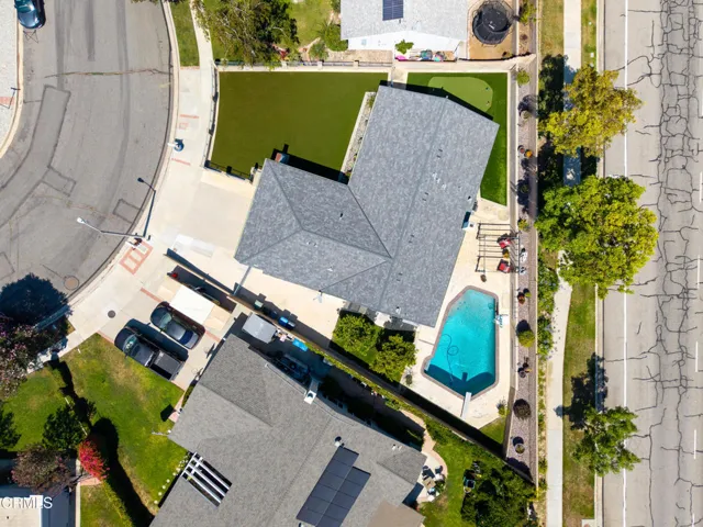3695 Semple St MLS-36