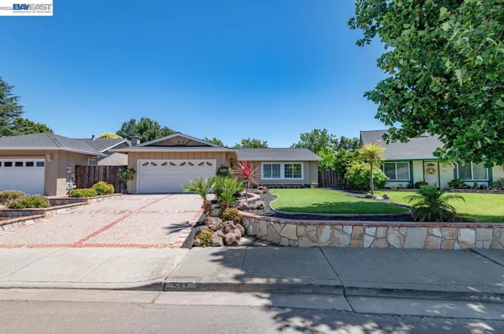 583 Covington Way, Livermore, California 94551