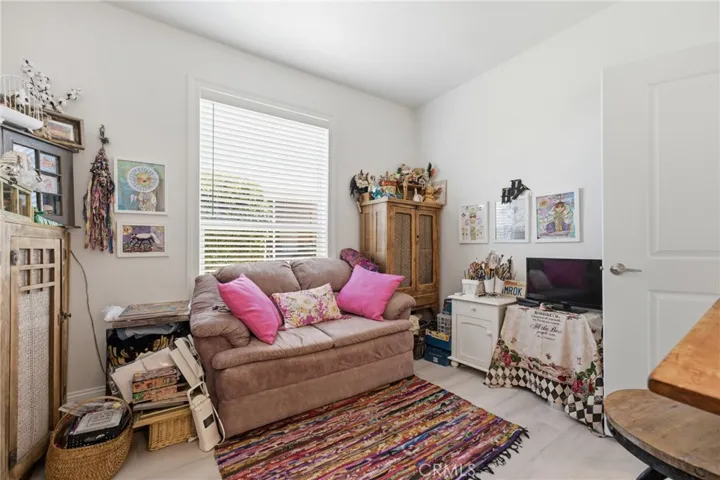 23301 Ridge Route #111 Drive, Laguna Hills, California 92653