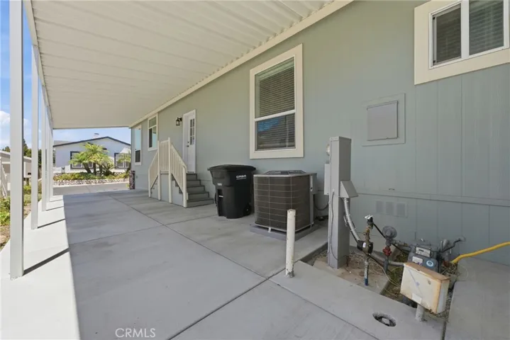 23301 Ridge Route #111 Drive, Laguna Hills, California 92653