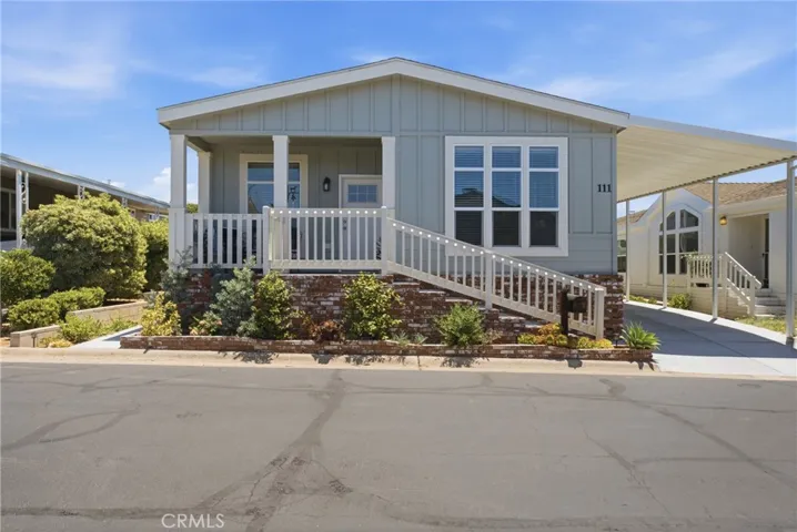 23301 Ridge Route #111 Drive, Laguna Hills, California 92653