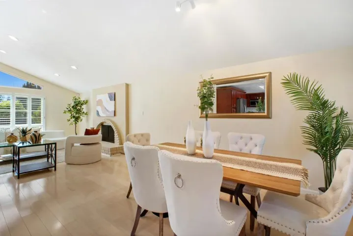 1252 Belbrook Way, Milpitas, California 95035