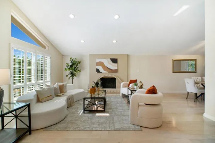 1252 Belbrook Way, Milpitas, California 95035