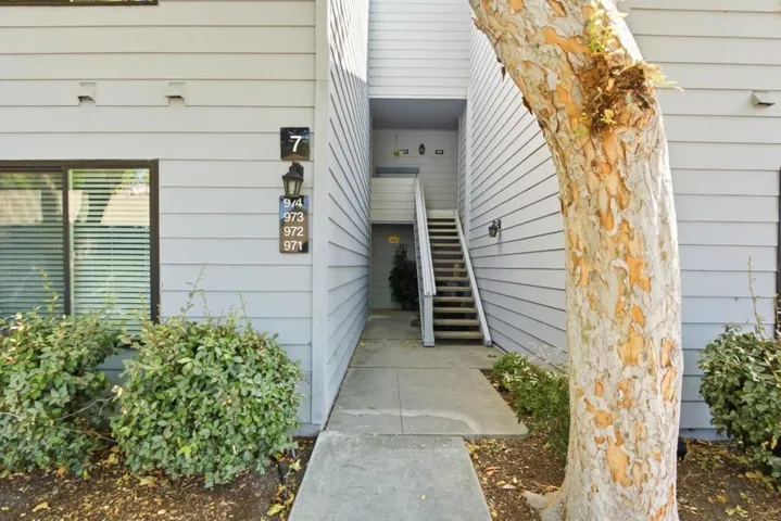 905 W Middlefield Road 972, Mountain View, California 94043