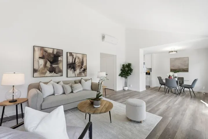 905 W Middlefield Road 972, Mountain View, California 94043