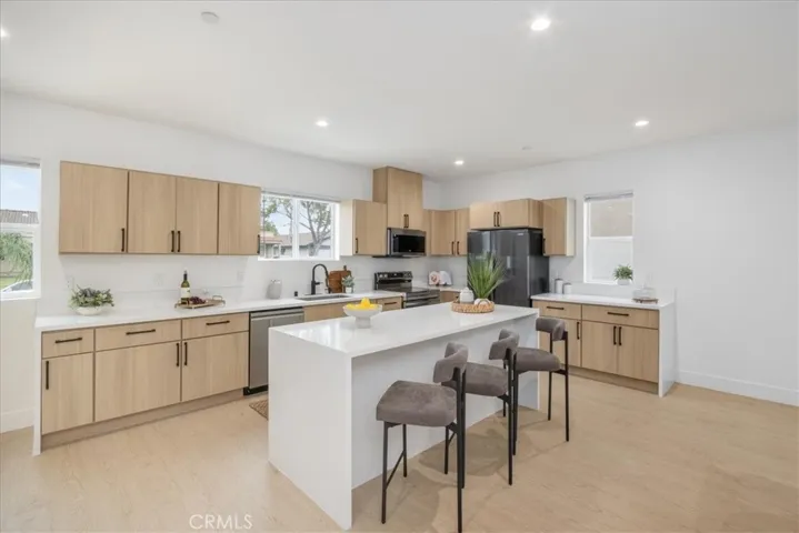 16623 Lake Avenue, Paramount, California 90723 — photo 4