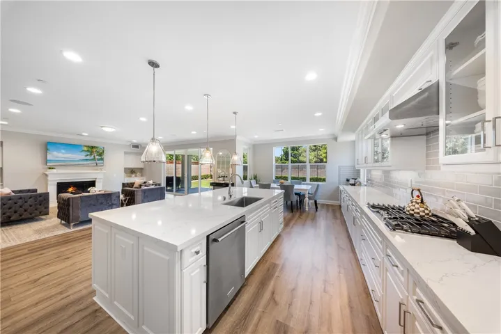 10095 Goldenrod Court, Rancho Cucamonga, California 91701