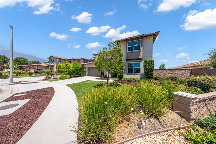 10095 Goldenrod Court, Rancho Cucamonga, California 91701
