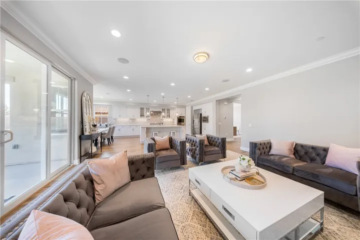 10095 Goldenrod Court, Rancho Cucamonga, California 91701