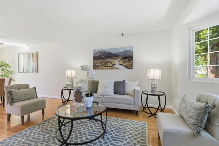 824 Bay Street, Mountain View, California 94041