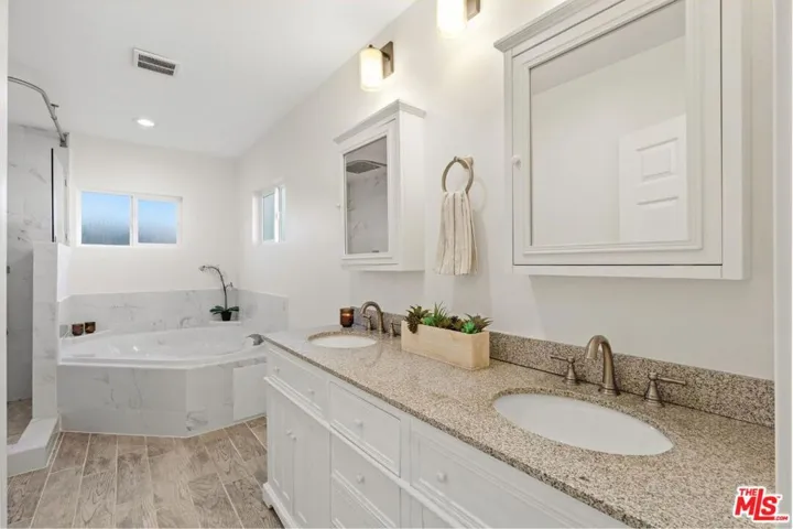 5718 Linden Avenue, Long Beach, California 90805
