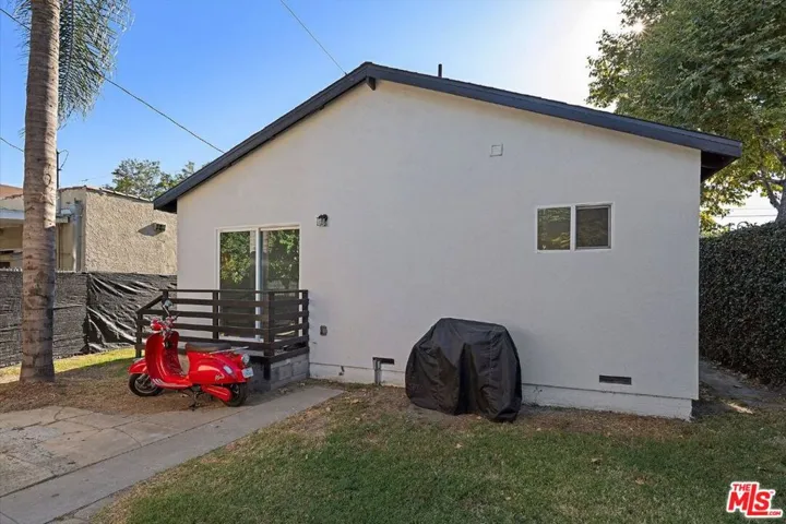 5718 Linden Avenue, Long Beach, California 90805