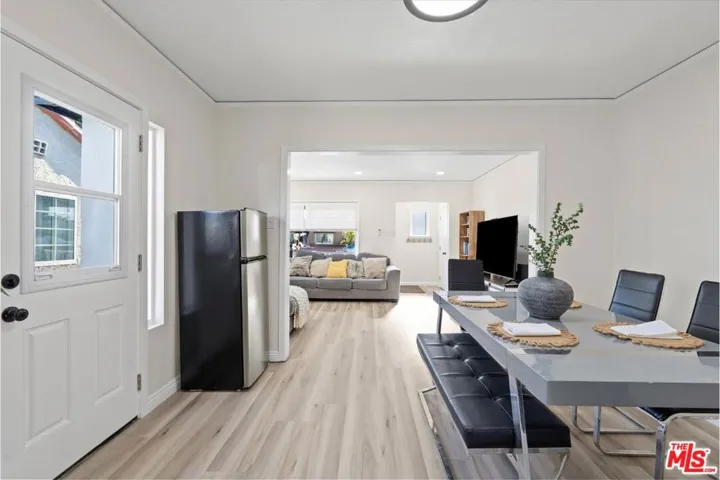 5718 Linden Avenue, Long Beach, California 90805