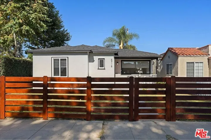 5718 Linden Avenue, Long Beach, California 90805