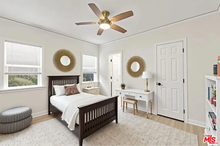 5718 Linden Avenue, Long Beach, California 90805