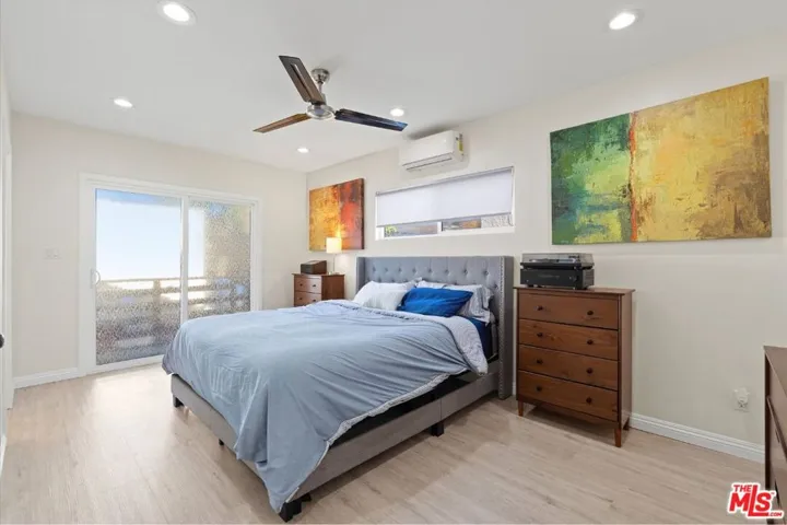 5718 Linden Avenue, Long Beach, California 90805