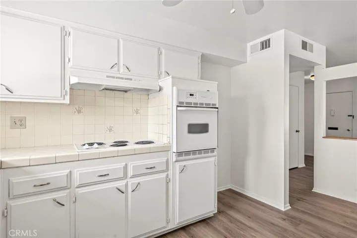 28763 Bradley Road, Menifee, California 92586