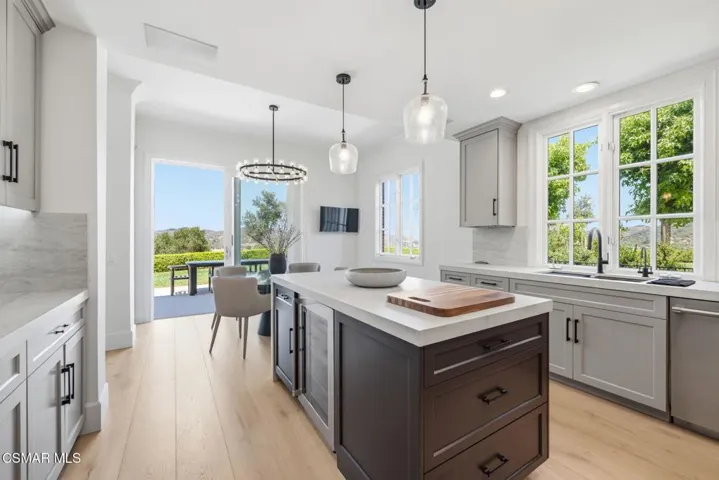 24-web-or-mls-2342-heatherbank-court
