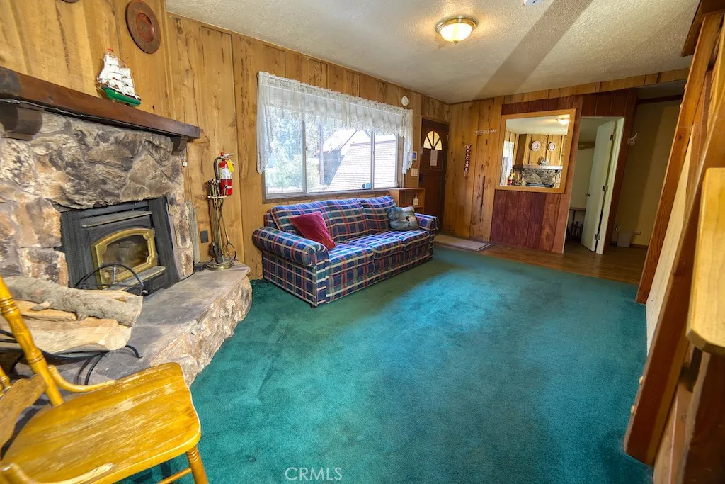 489 Hillen Dale, Big Bear City, California 92314 — photo 4
