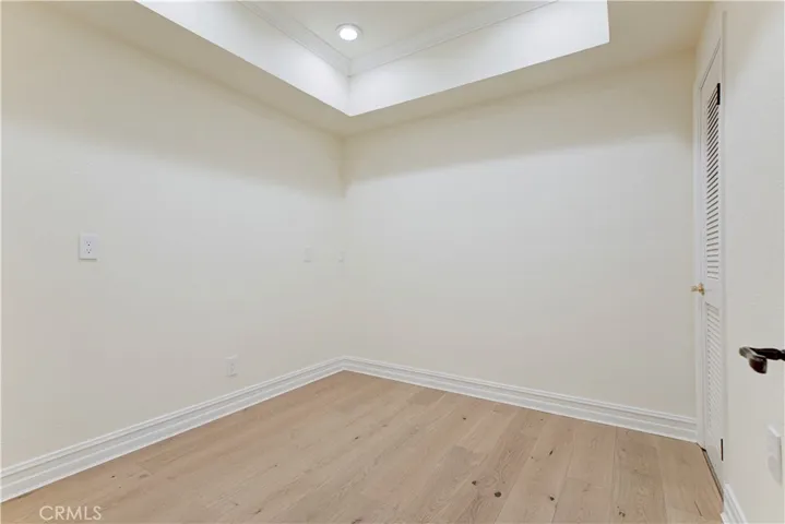 565 E San Jose Ph1, Burbank, California 91501