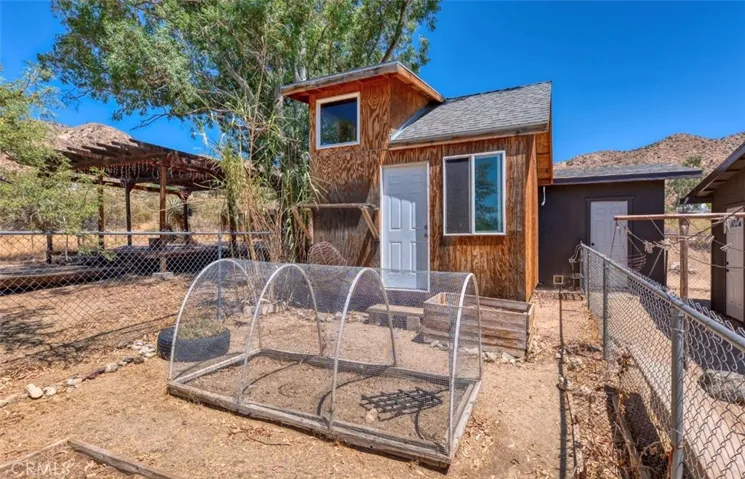 10344 San Gorgonio Avenue, Morongo Valley, California 92256