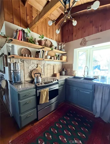 10344 San Gorgonio Avenue, Morongo Valley, California 92256