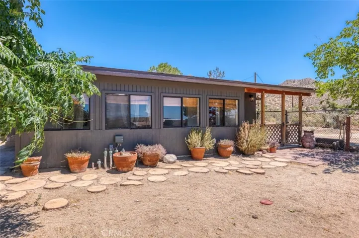 10344 San Gorgonio Avenue, Morongo Valley, California 92256