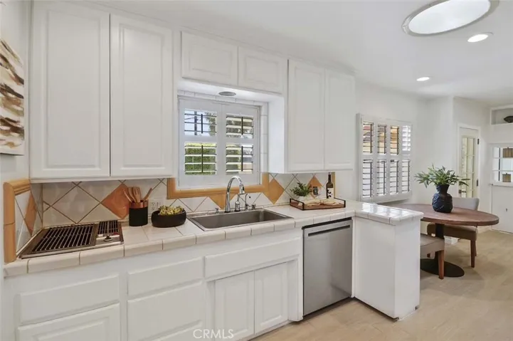 6245 Faust, Lakewood, California 90713