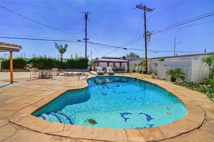 6245 Faust, Lakewood, California 90713