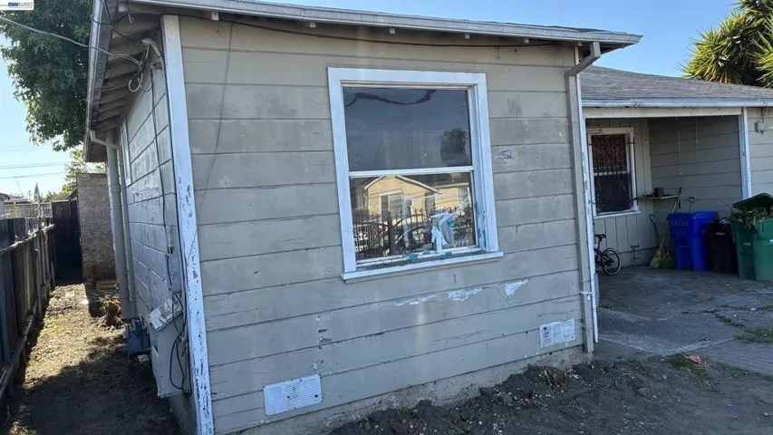 331 Stoneford Ave, Oakland, California 94603