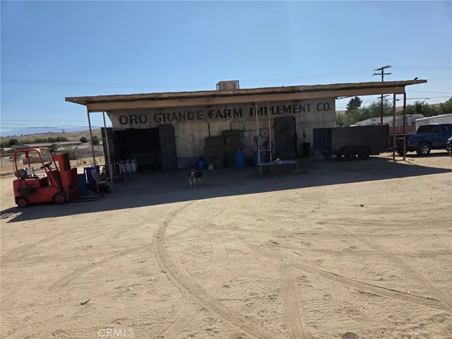 19140 National Trails, Oro Grande, California 92368