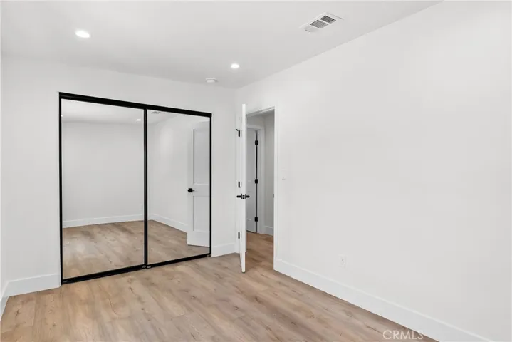 2057 E Villa, Pasadena, California 91107