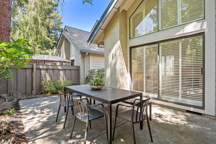 10093 Senate Way, Cupertino, California 95014
