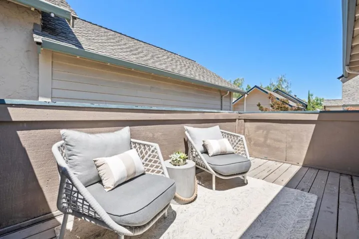 10093 Senate Way, Cupertino, California 95014